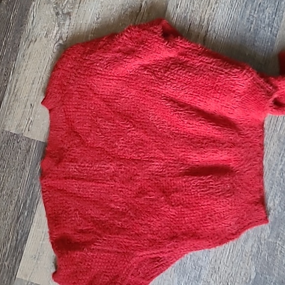 Sweater - Picture 3 of 4